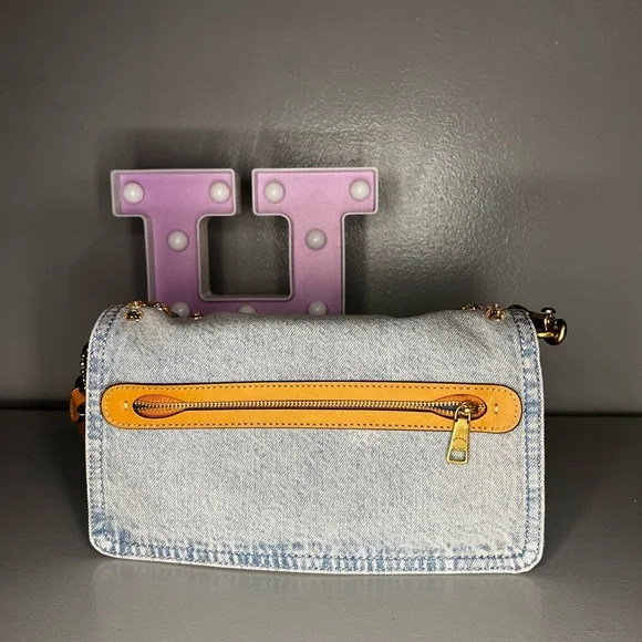 Coach Tabby Shoulder Bag 26 With Crystal - Picture 7 of 10